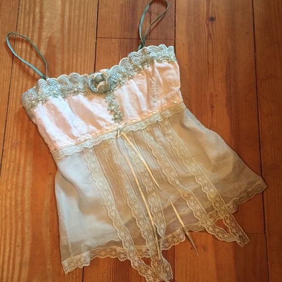 Aryeh Tops - Pixie top 🍁